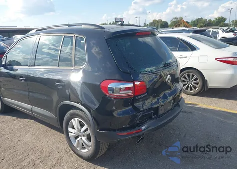 2017 Volkswagen Tiguan z USA, uszkodzony, nr VIN WVGAV7AX2HK000670